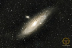 Andromeda Galaxie. 15 Bilder mit 90 Sekunden, ISO 3200, 300 mm, F 2,8 an Nikon Z6 auf Skyguider Pro, je 20 Flats, Biases, Darkflats, 10 Darks