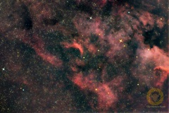 NGC7000 Nordamerikanebel, Eispfad Mai, 49 Bilder mit 120 Sekunden, ISO 5000, APO an D5300a auf EQM§% Pro, Autoguiding MGEN3, je 20 Darks, Flats, Darkflats, Biases