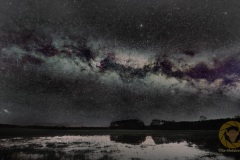 Milchstraße überm WP Schorfheide, 4 Bilder mit 2 Minuten, ISO 800, F 4,0 15 mm an Nikon Z8 auf Skyguider Pro. 4 Darks. Vordergrund separat belichtet.