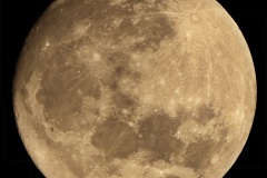 Vollmond April, Mosaik aus 9 Kacheln. Jeweils 60 Sekunden Video mit etwa 6000 Frames. Stack 30%ASI 715 mc an APO 80/540