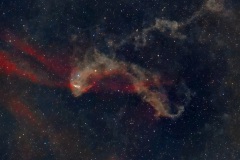 LBN 437, Gecko-Nebel im Sternbild Eidechse. Vespera Mosaik 2,6 x 2,5, Groß Schönebeck. 3 Nachte mit 822 Bildern. 267 Bildern und 297 Bildern, jeweils mit 15 Sekunden Gain 20. Gesamtbelichtungszei 5 Std. 47 Minuten